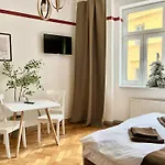 Ruby Prague Apartment